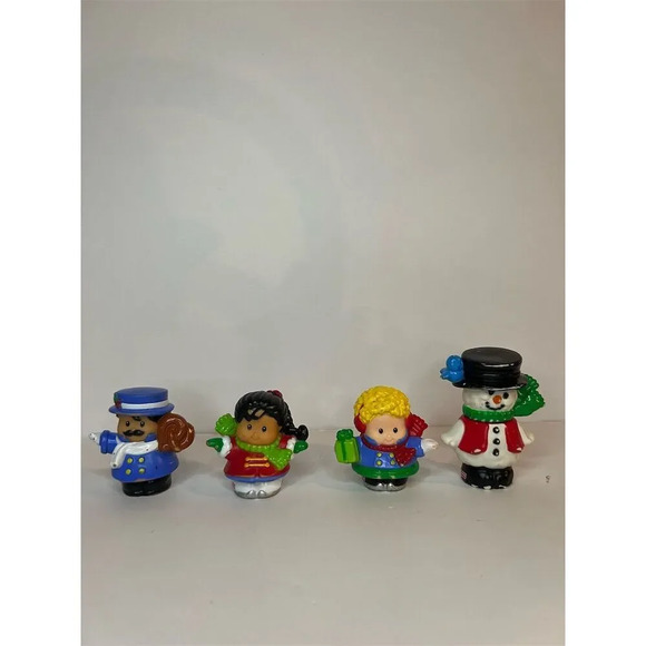 Fisher-Price Little People Christmas Tree Lighting Playset 4-7 Years - Picture 8 of 12